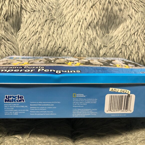 Nat Geo Wild Puzzle 3 In 1 "Emporer Penguins" Collectors Tin 2012 - Picture 2 of 6